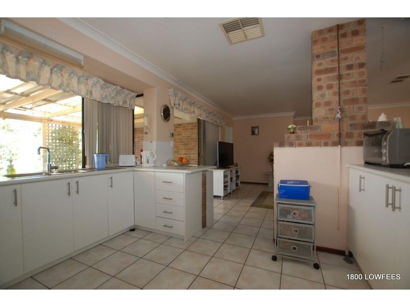 42 Wedgewood Drive, Edgewater WA 6027