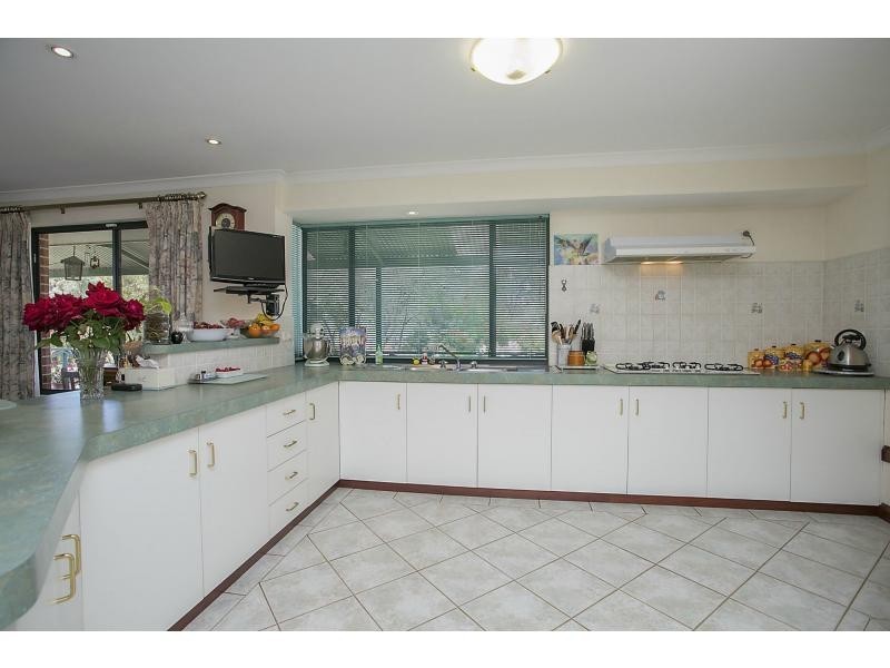 10 HARBOUR Elbow, BANKSIA GROVE, Banksia Grove WA 6031