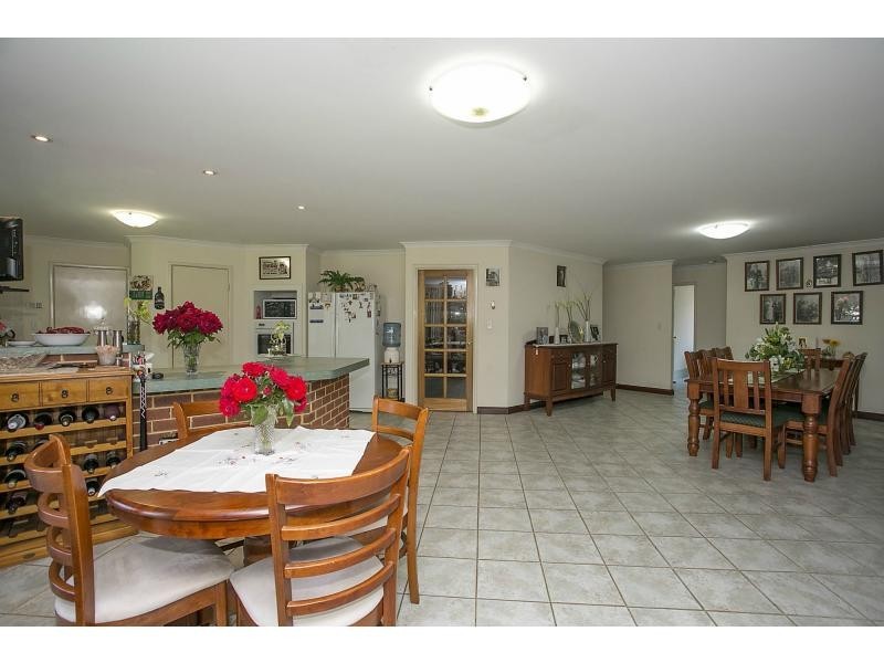 10 HARBOUR Elbow, BANKSIA GROVE, Banksia Grove WA 6031