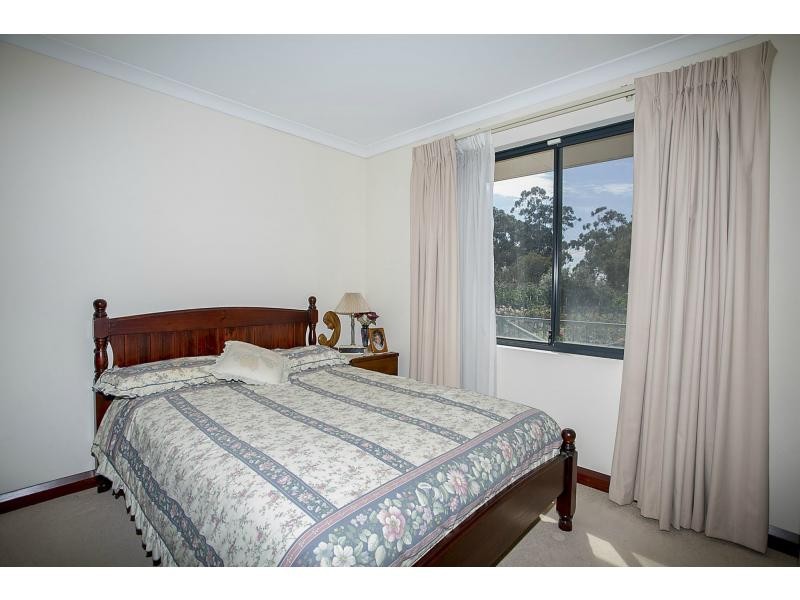 10 HARBOUR Elbow, BANKSIA GROVE, Banksia Grove WA 6031