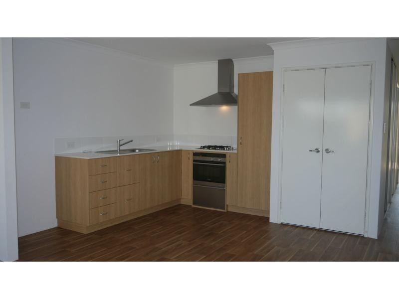 12 Nodder Lane, Banksia Grove WA 6031