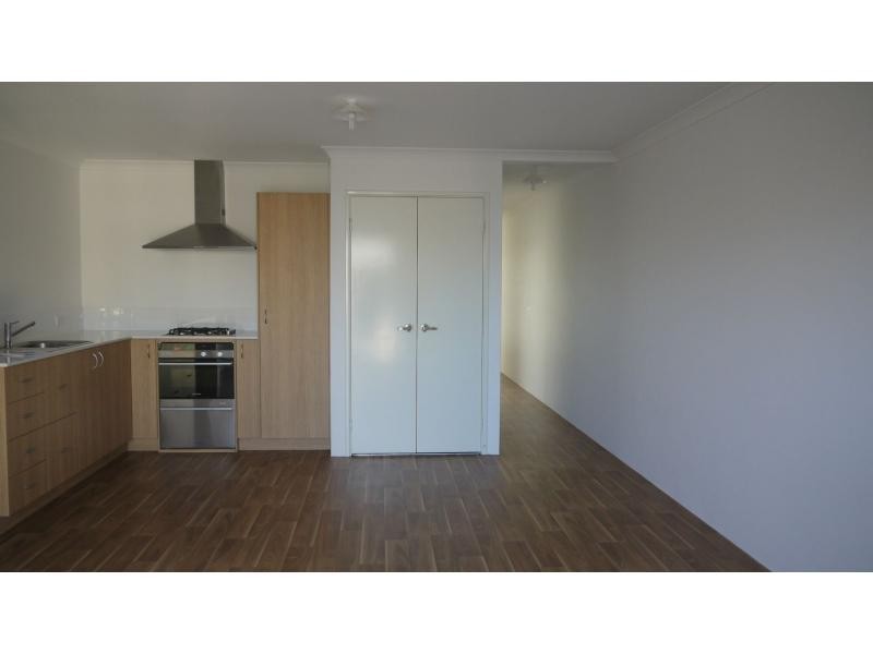 12 Nodder Lane, Banksia Grove WA 6031