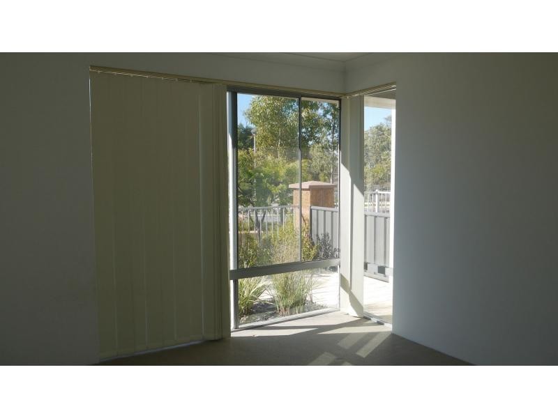 12 Nodder Lane, Banksia Grove WA 6031