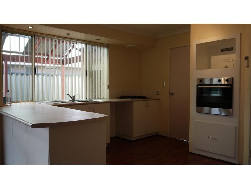 20 Achiever Avenue, Port Kennedy WA 6172