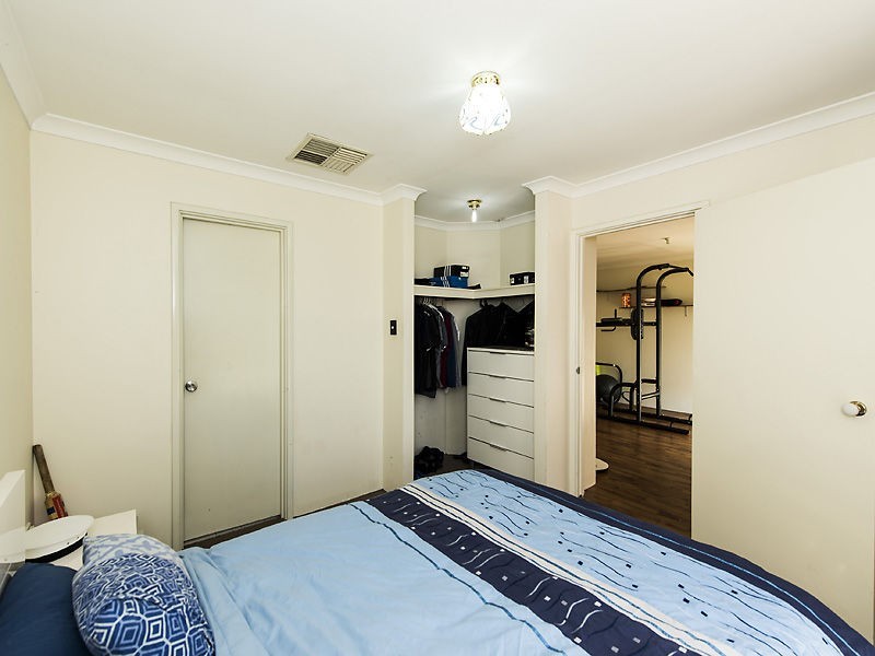 27 Nightingale Way, Warnbro WA 6169