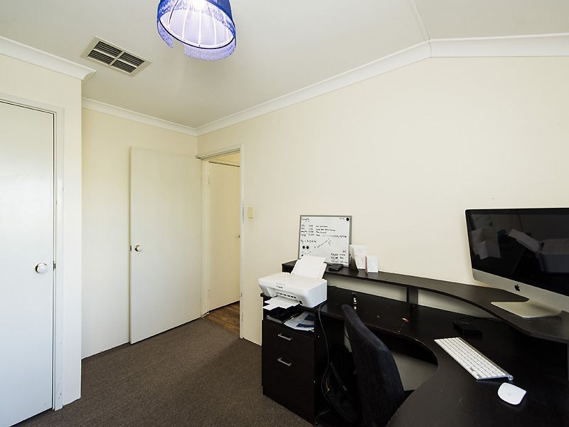 27 Nightingale Way, Warnbro WA 6169