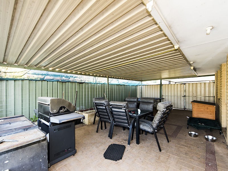 27 Nightingale Way, Warnbro WA 6169