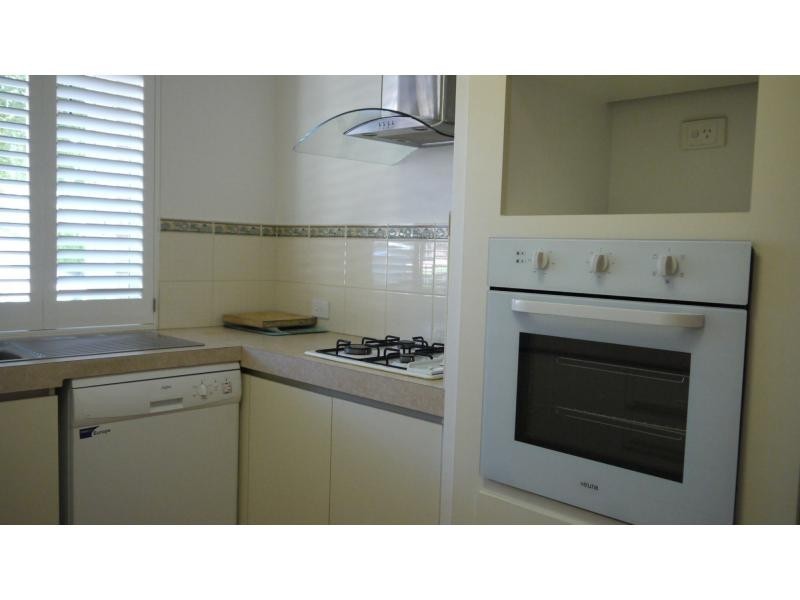 17 Robertson Court, Kingsley WA 6026