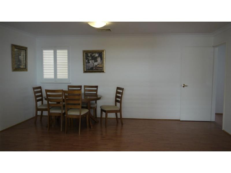 17 Robertson Court, Kingsley WA 6026