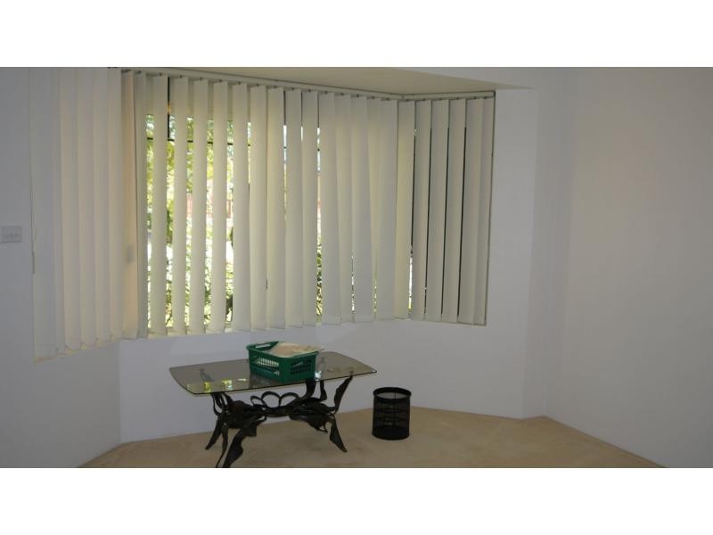 17 Robertson Court, Kingsley WA 6026