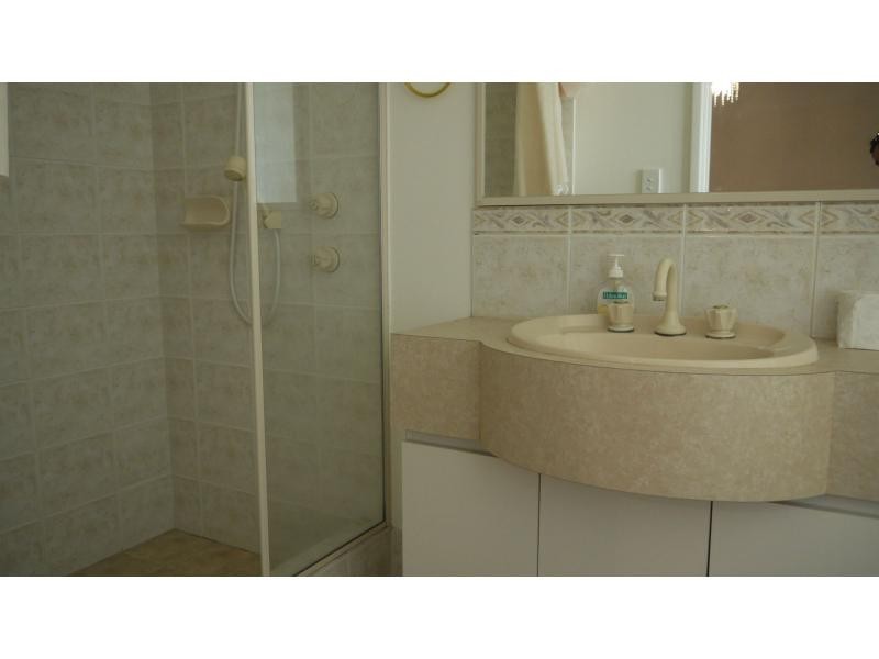 17 Robertson Court, Kingsley WA 6026