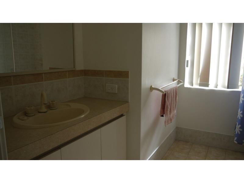 17 Robertson Court, Kingsley WA 6026