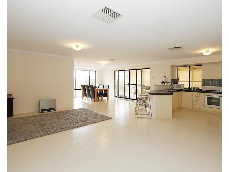 5 Neah Place, Butler WA 6036