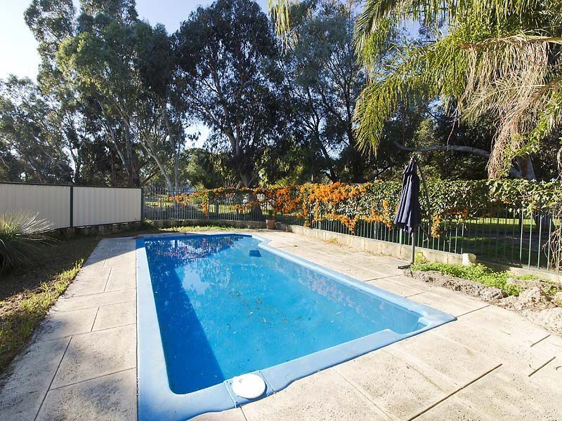 134 Victoria Road, Kenwick WA 6107