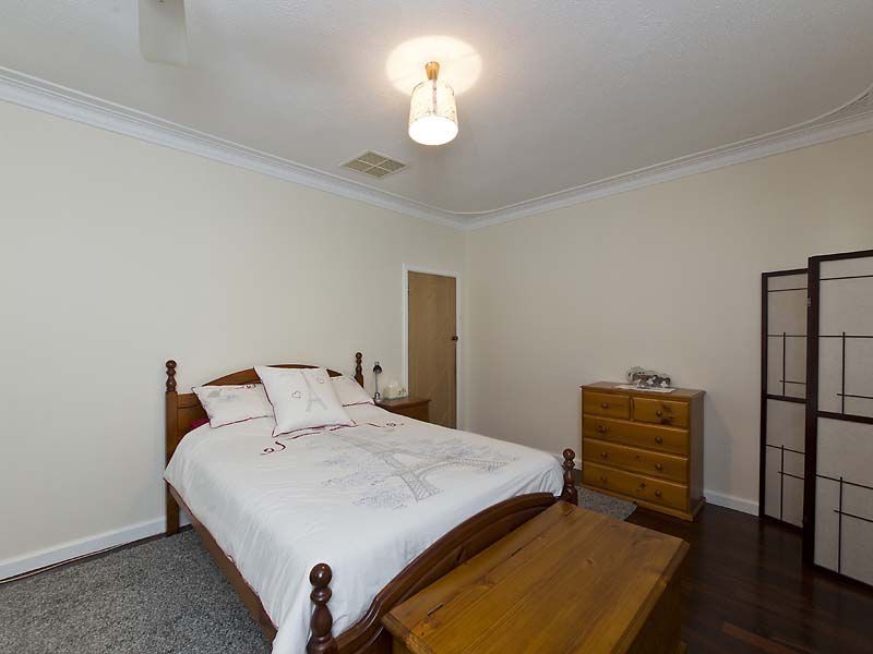 134 Victoria Road, Kenwick WA 6107