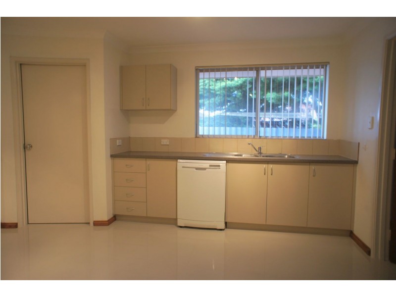 B/22 Twickenham Drive, Kingsley WA 6026
