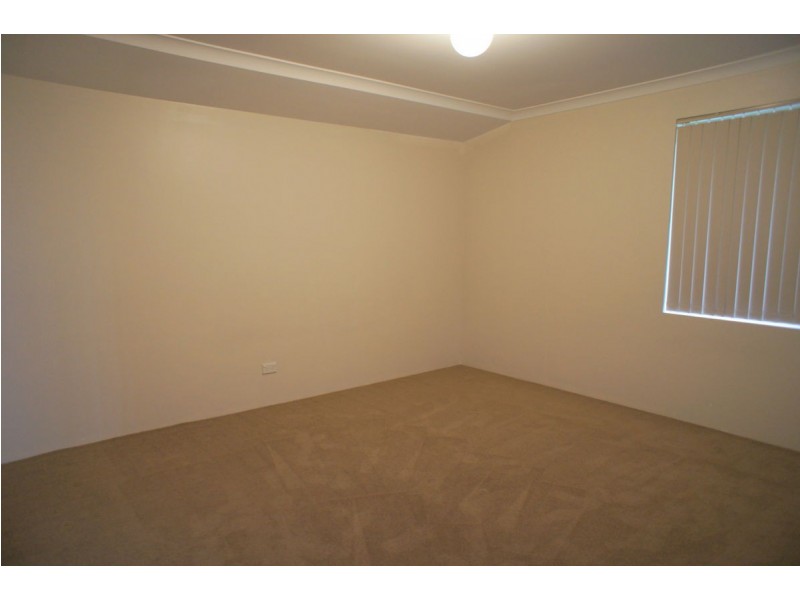 B/22 Twickenham Drive, Kingsley WA 6026