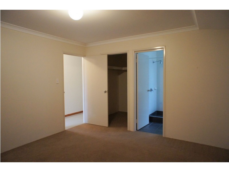 B/22 Twickenham Drive, Kingsley WA 6026