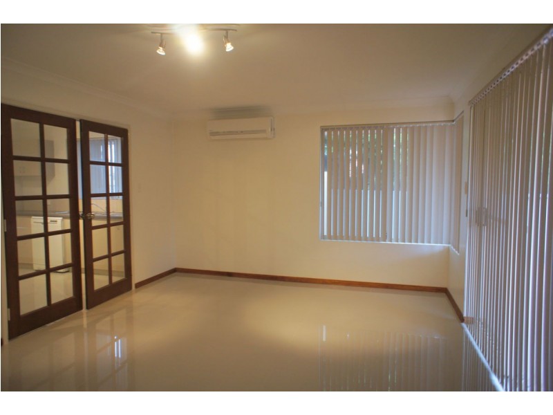 B/22 Twickenham Drive, Kingsley WA 6026