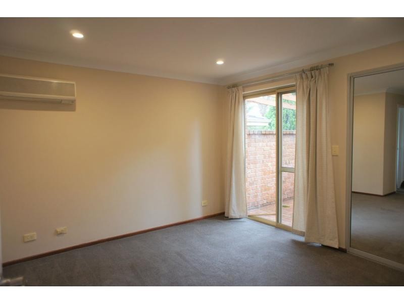 8 Strathig Close, Kingsley WA 6026