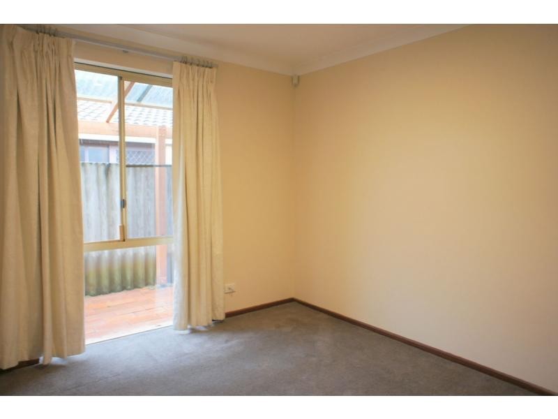 8 Strathig Close, Kingsley WA 6026