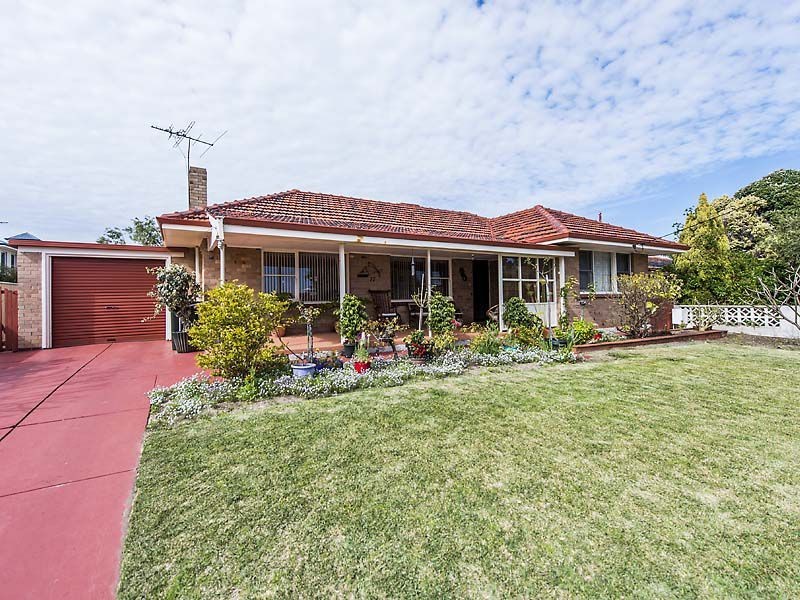 77 Kent Street, Rockingham WA 6168