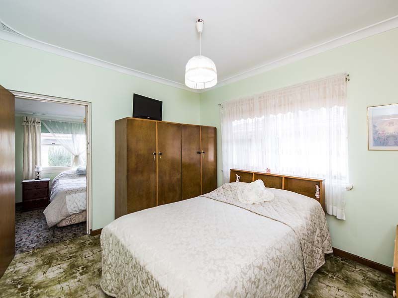 77 Kent Street, Rockingham WA 6168