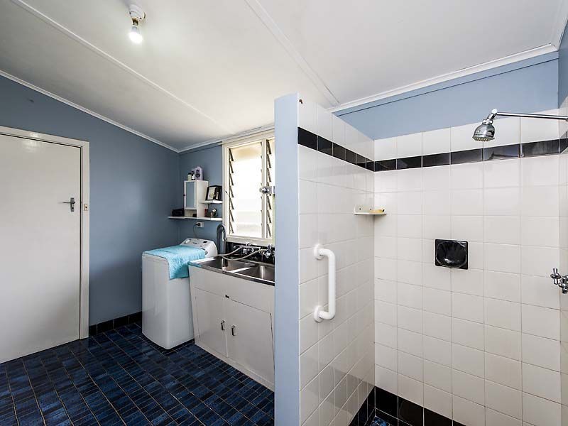 77 Kent Street, Rockingham WA 6168