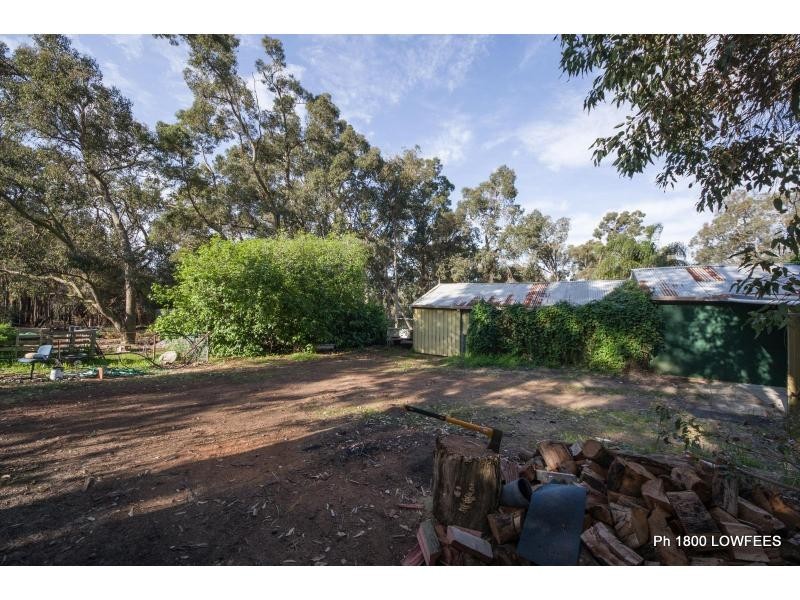 43 Kawina Road, Bickley WA 6076
