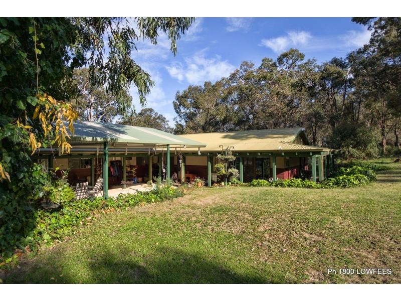43 Kawina Road, Bickley WA 6076