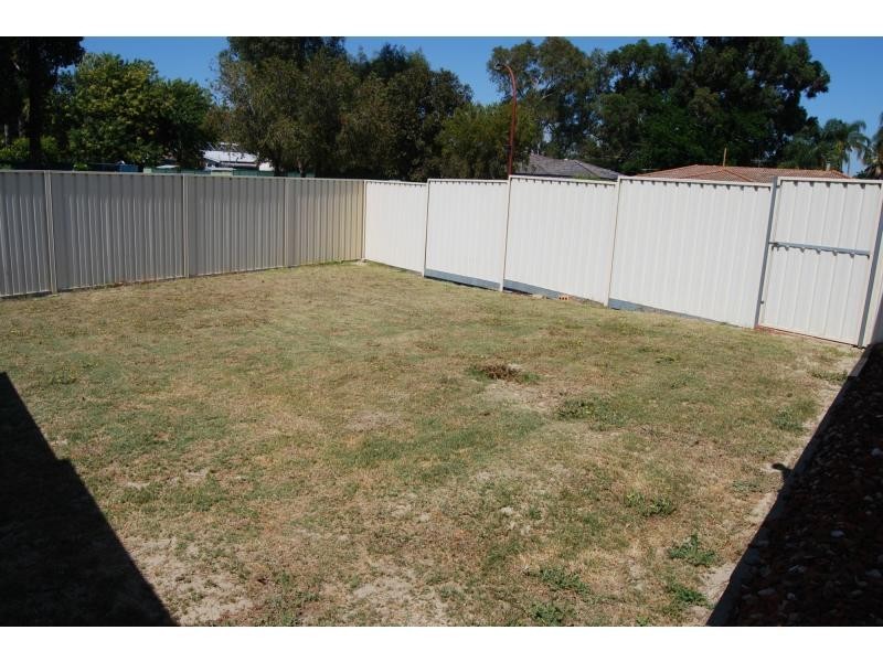 7 Teak Way, Maddington WA 6109