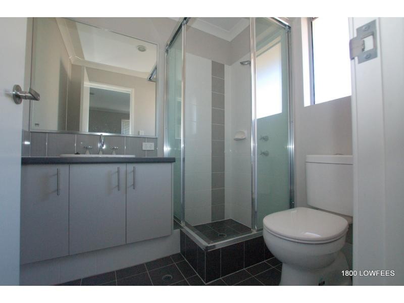 10 KARAKIN Terrace, Ellenbrook WA 6069