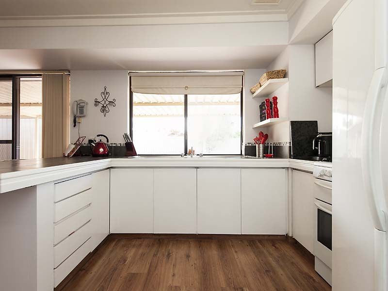 35 PEPPERMINT Crescent, Ballajura WA 6066