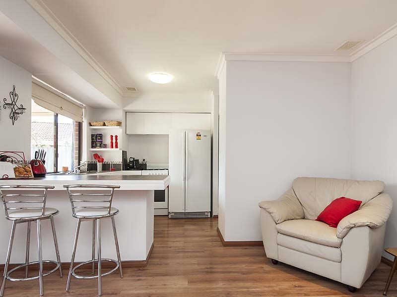 35 PEPPERMINT Crescent, Ballajura WA 6066