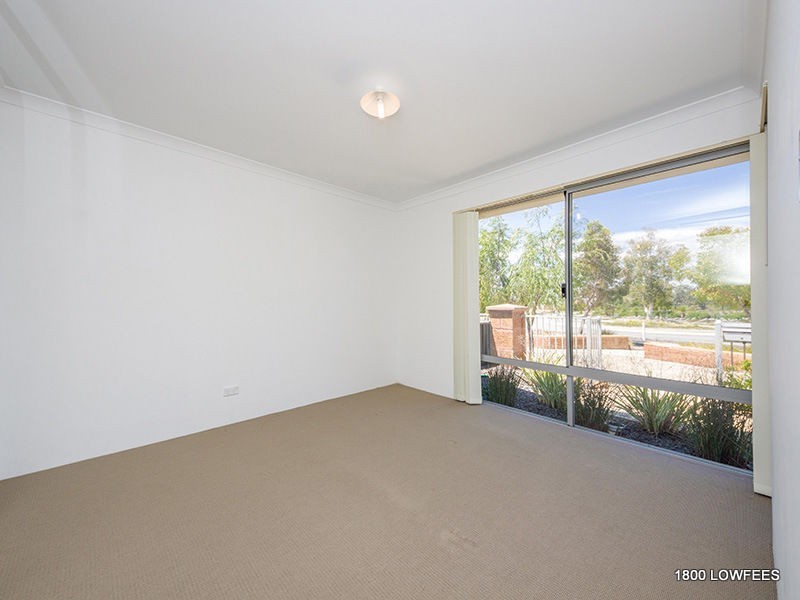 12 NODDER Lane, Banksia Grove WA 6031