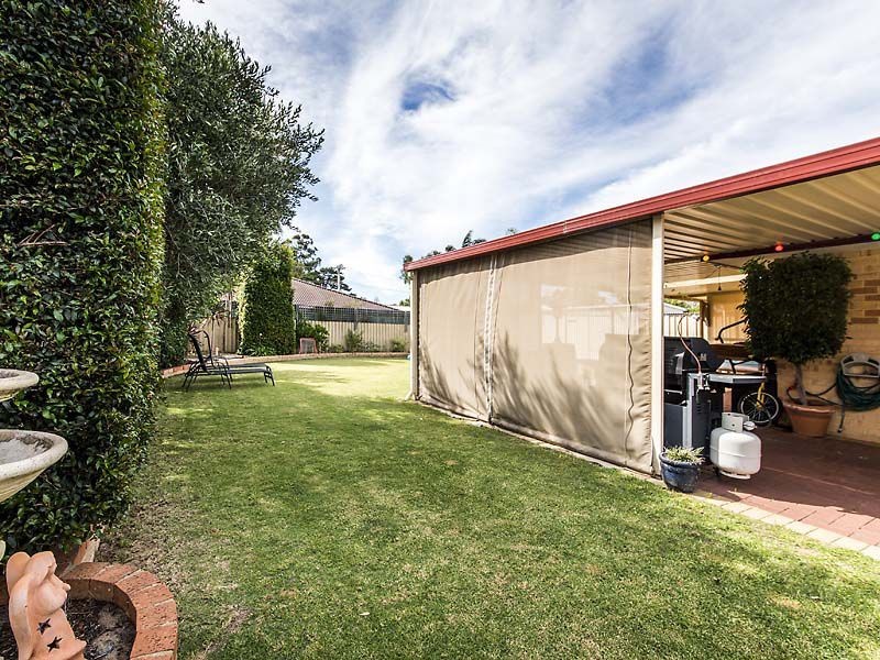16 Brown Crescent, Seville Grove WA 6112
