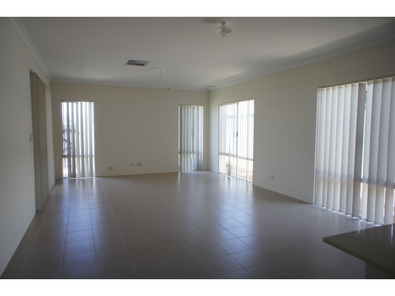 7 Winslow Brace, Alkimos WA 6038