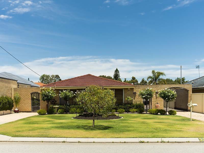 32 GARRICK Way, Balga WA 6061