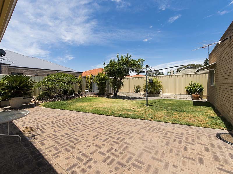 32 GARRICK Way, Balga WA 6061