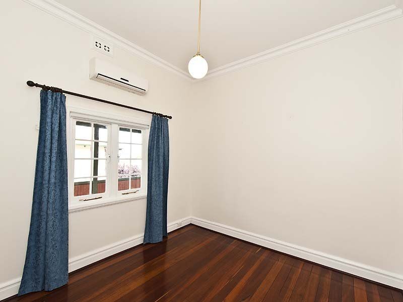 4 Longroyd Street, Mount Lawley WA 6050