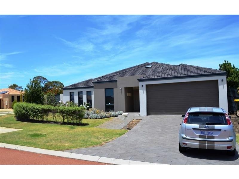 28 Amery Road, Hocking WA 6065