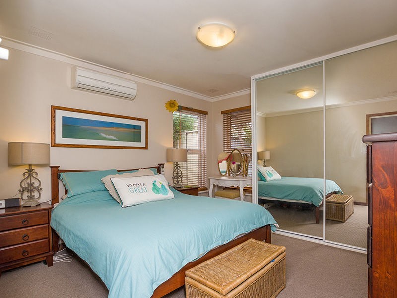 5 BENTON Way, Warwick WA 6024