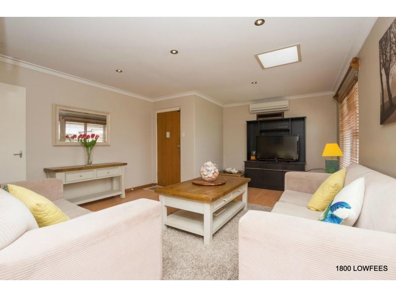 5 BENTON Way, Warwick WA 6024