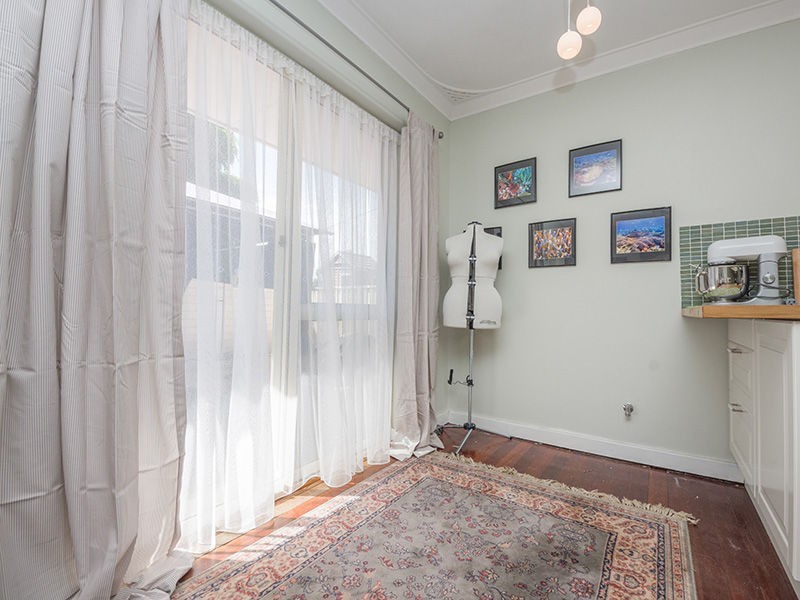 1 Umina Street, High Wycombe WA 6057