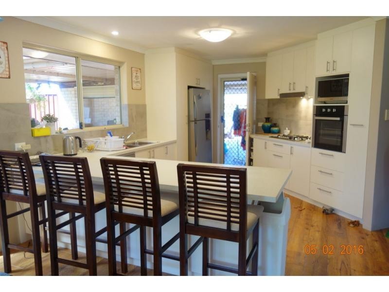 28 St Ettiene Gardens, Port Kennedy WA 6172