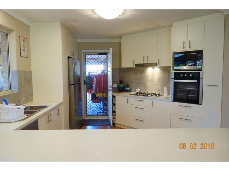 28 St Ettiene Gardens, Port Kennedy WA 6172