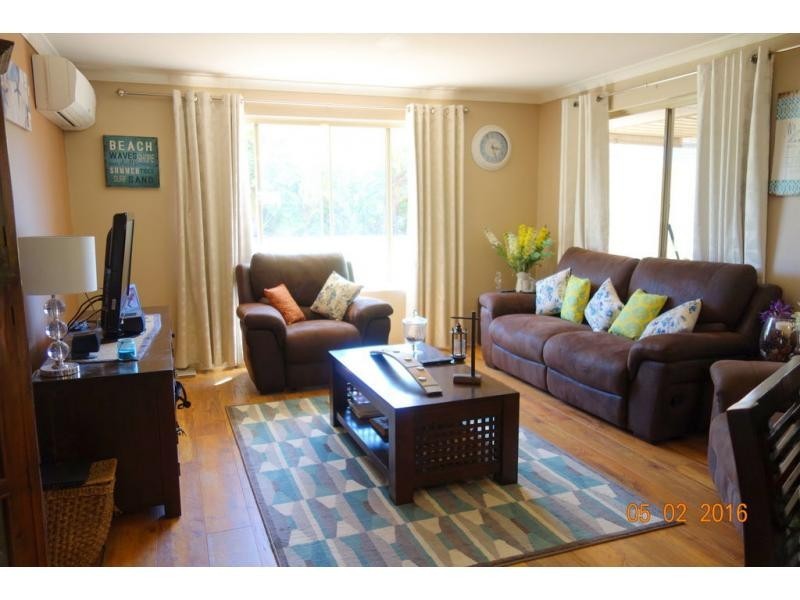 28 St Ettiene Gardens, Port Kennedy WA 6172