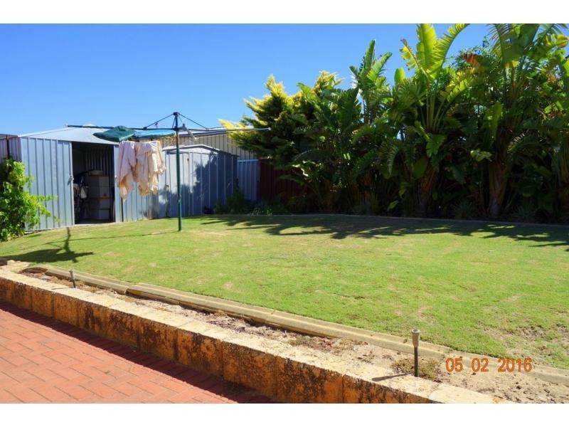 28 St Ettiene Gardens, Port Kennedy WA 6172
