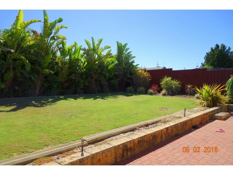 28 St Ettiene Gardens, Port Kennedy WA 6172