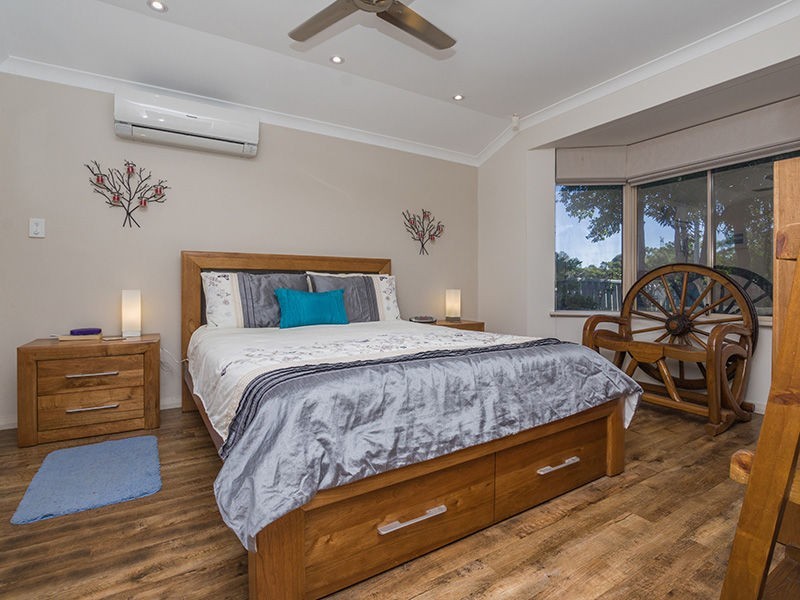 15 Lombardy Crescent, Caversham WA 6055